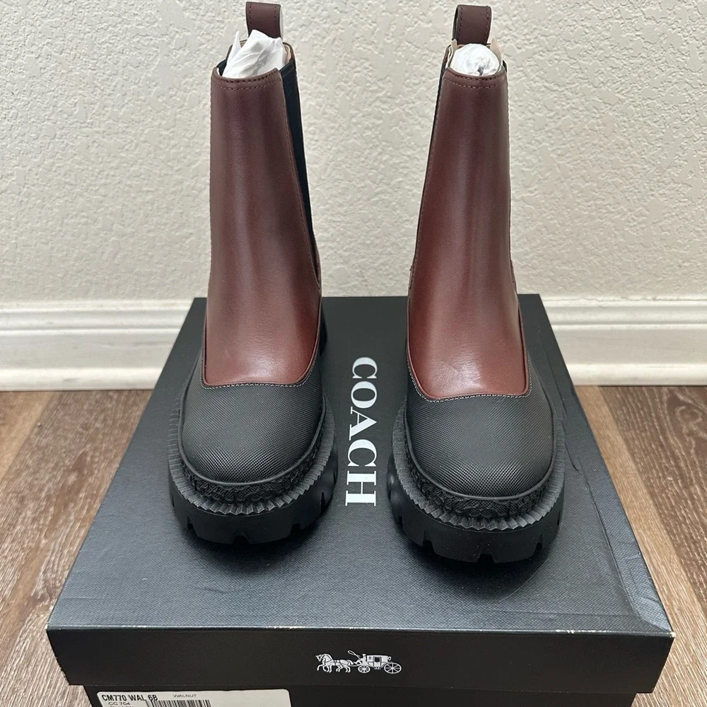 COACH JAYLA LEATHER BOOTIE SIZE 6 - Picture 2 of 6